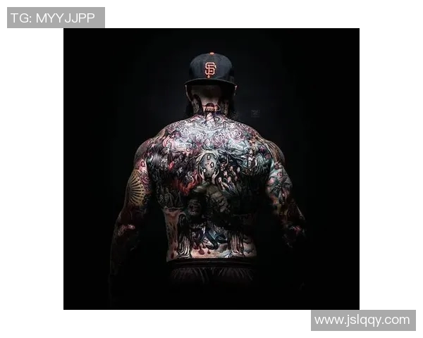 足球明星纹身图腾全景展示与解析让你领略球场风采与个性魅力