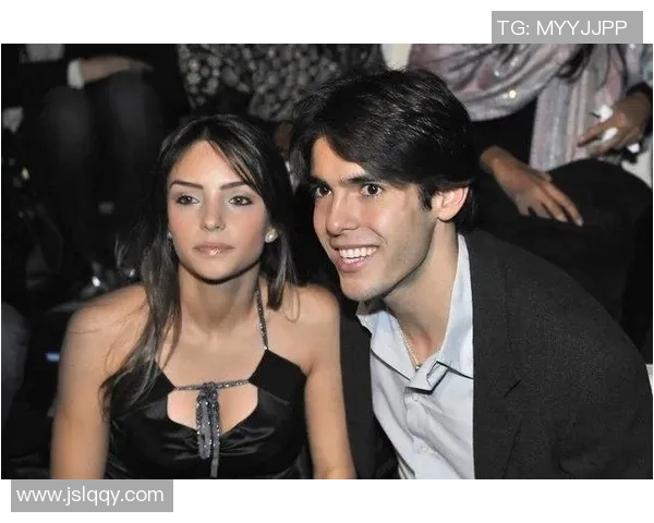 英国足球明星前女友的精彩人生与背后故事揭秘